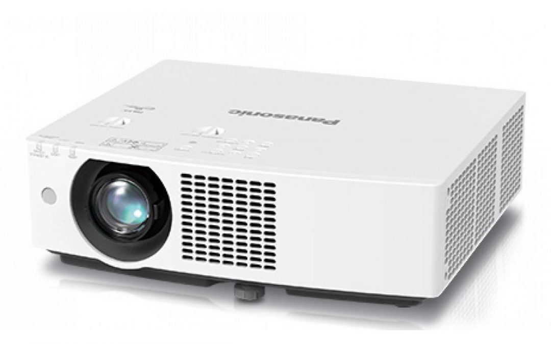 Panasonic PT-VMZ50